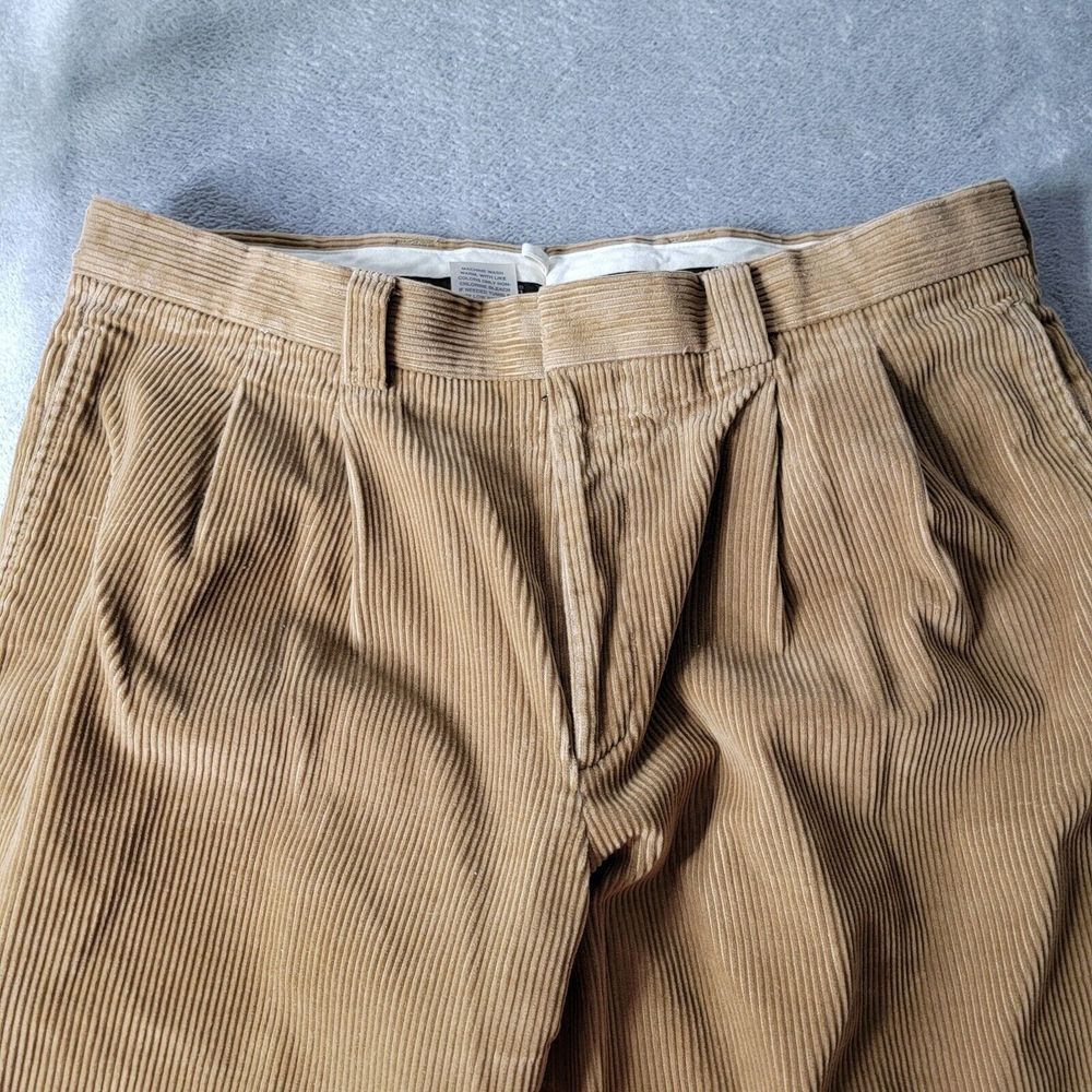LL Bean Corduroy Pants Mens 35x30 Tan Corduroy Pleated Front Cuffed Hem Gorpcore - Picture 5 of 10